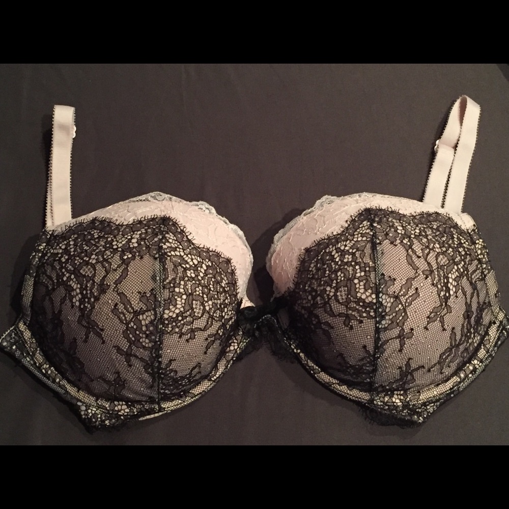 Victoria’s Secret Dream Angels Push-Up Bra